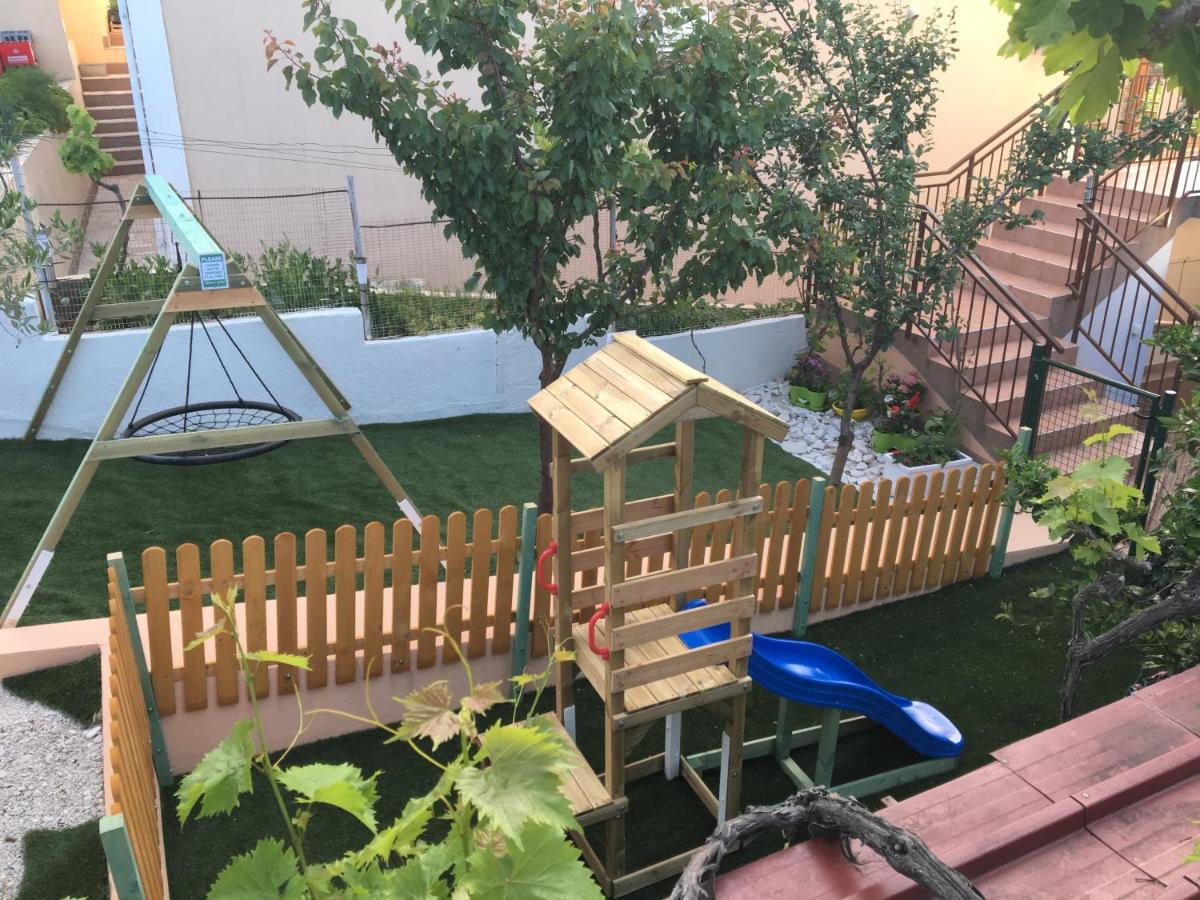 טרוגיר Apartments Ljiljana מראה חיצוני תמונה